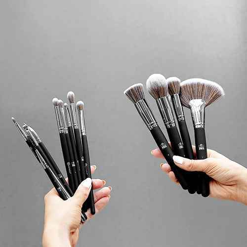 13 Pcs BH Cosmetics Studio Pro Brush Set - MustBuy.pk